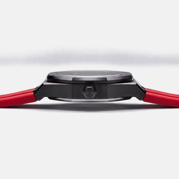 Reloj McLaren 720 de perfil, grosor de la caja