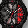 Primer plano de la llanta y de la pinza grabada AMG, reloj Mercedes-AMG G63