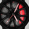 Primer plano de la llanta y de la pinza grabada TYPE R, reloj Honda Type R