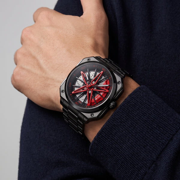 Reloj Porsche 911 puesto en la muñeca