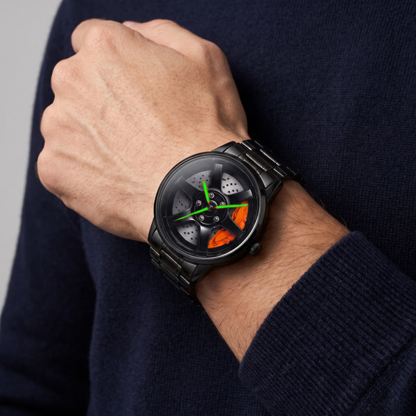 Reloj Nissan Silvia S15 en la muñeca