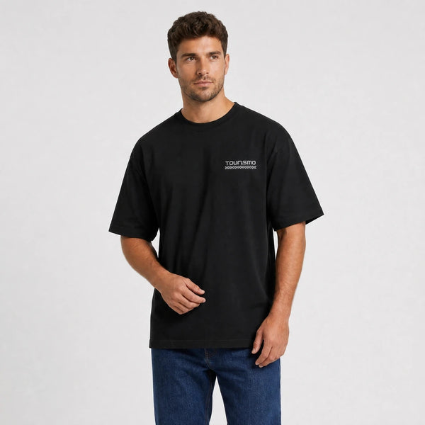 T-shirt Maserati 250F Scuderia Elegance noir vu de face en plan rapproché avec logo Tourismo
